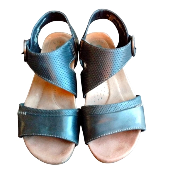 Earth Origins Hazel Sandals Black Strwp Leather Sandals Women's Size 7 M - Picture 2 of 13